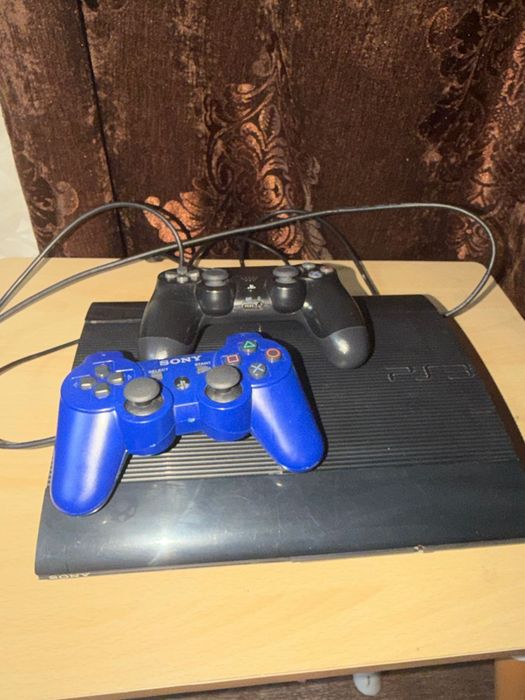 Playstation 3 super slim  ps3