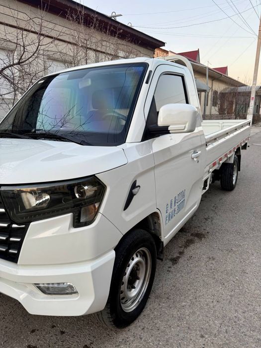 changan labo srochna