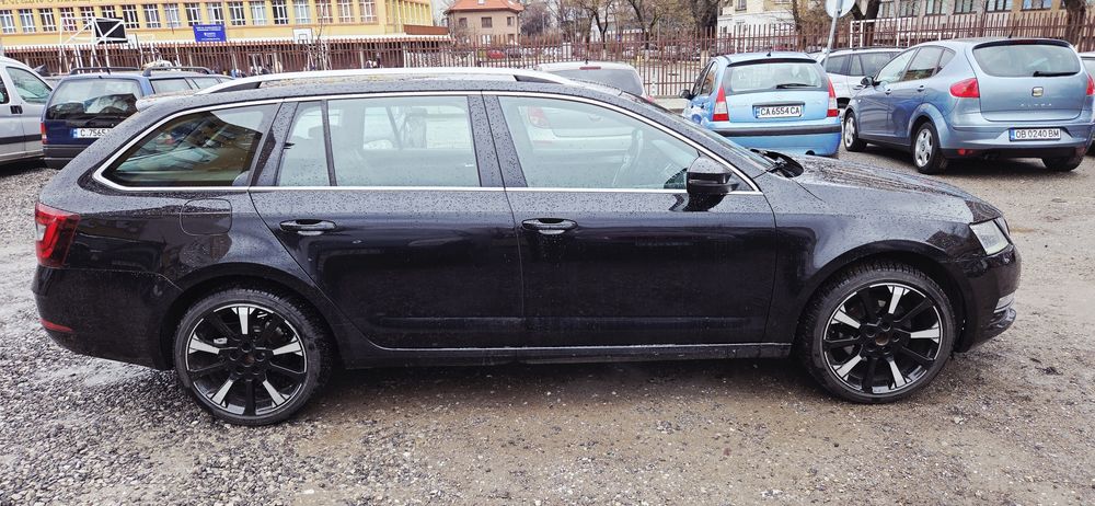 Шкода Октавия 3 комби фейслифт