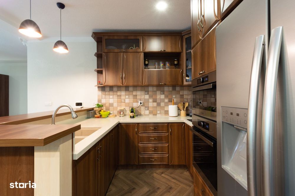 Casă cu 4 camere + garaj - front direct la str. Branului, zona dealuri