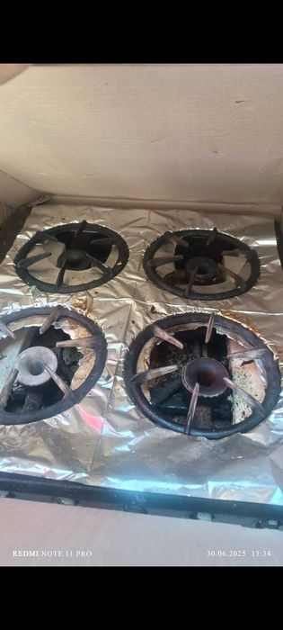 Ishlab turgan GAZ PLITASI sotiladi