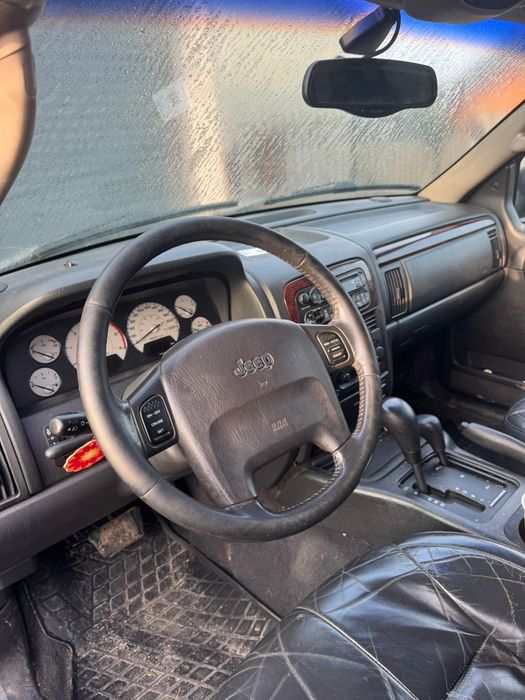 Grand Cheroke Autoutilitara 2.7