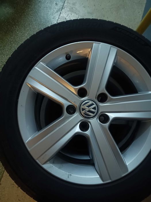 Set 4 jante aliaj cu anvelope de vara 205/55 R16 /6.5JX 16