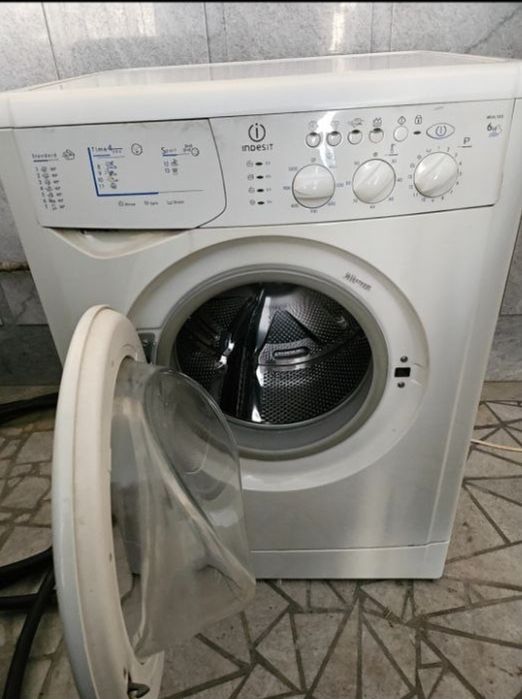 Стиральная машина индезит