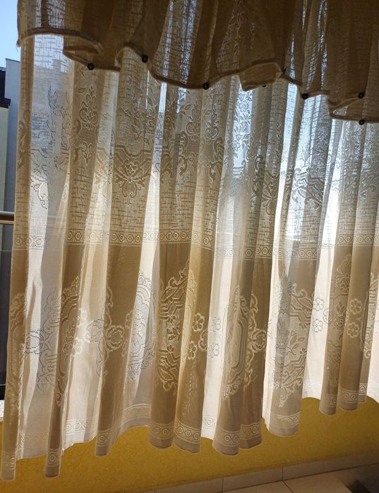 Перде цвят екрю (телесен=пречупено бяло)