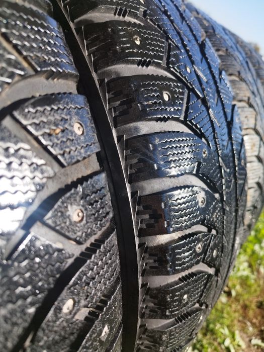 Продам резину зима Bridgestone