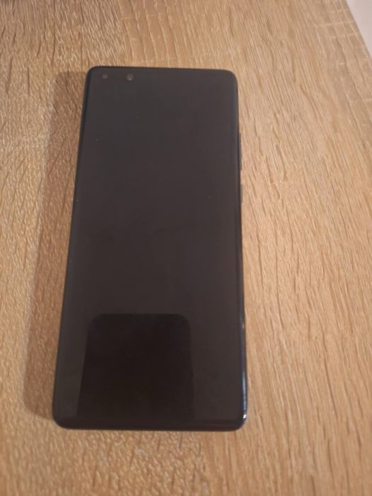 Продавам Huawei P40 Pro 256GB – отлична производителност
