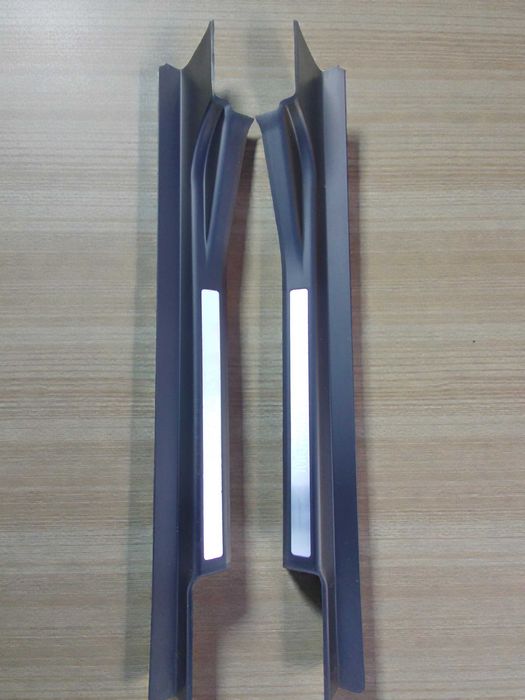 Лайсни на прагове за Mercedes C-class, W 203