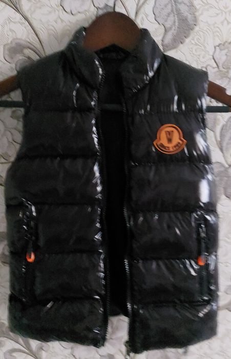 Детская жилетка для ребенка