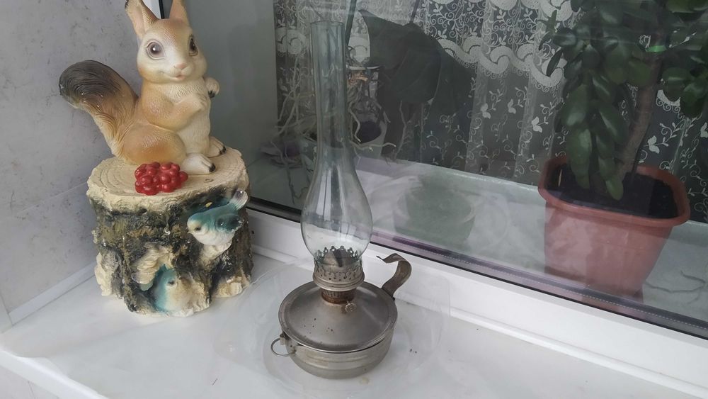 Лампы керосиновая  (настольная) из СССР.