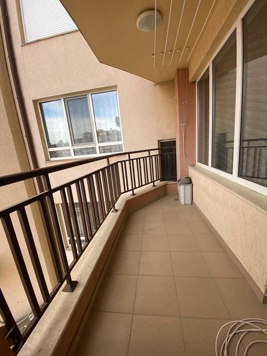 Дава се под наем Двустаен апартамент в Варна, Център - 70 кв.м за 418.71 € - Снимка #12