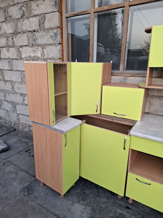 Кухонный гарнитур угловой