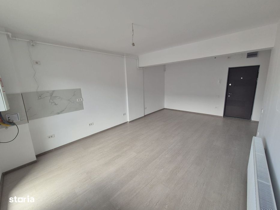 Studio de vanzare -metrou aproape !