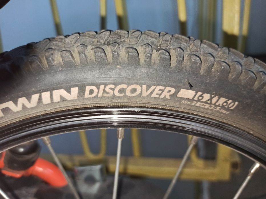 Bicicleta copii btwin robot 16