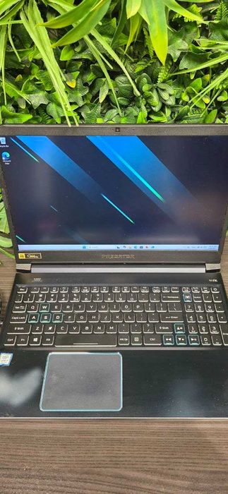Acer Predator Helios 300 (2019) / i7-9750H / 16GB RAM / 144Hz