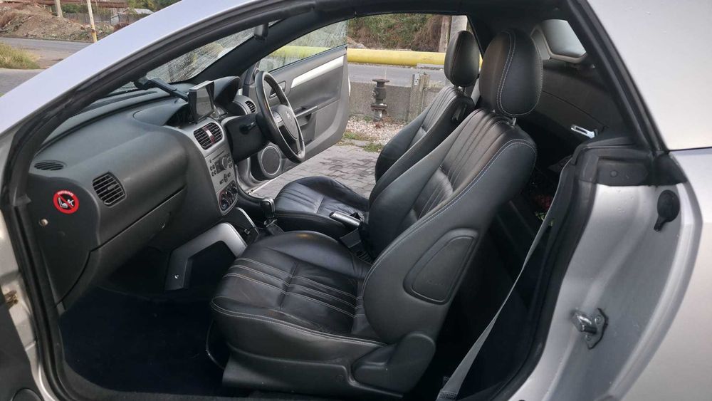 Opel Tigra Cabrio 1.4 16V - Hardtop Electric, ~112.000 km, Volan pe Dreapta