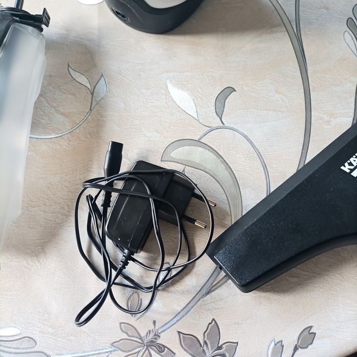 Уред за почистване на прозорци Karcher WV2 Plus N