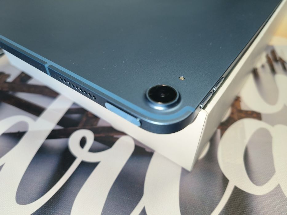 Ipad Air 5TH albastru Blue 64g wifi