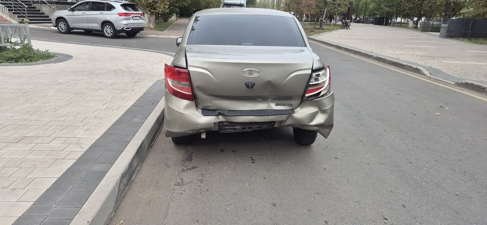 Ваз лада гранта в аварийном состоянии