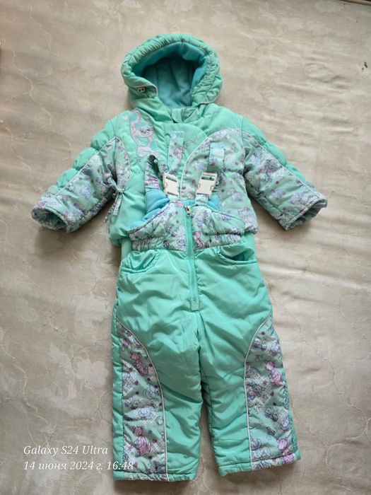 Продам детский комбинезон.