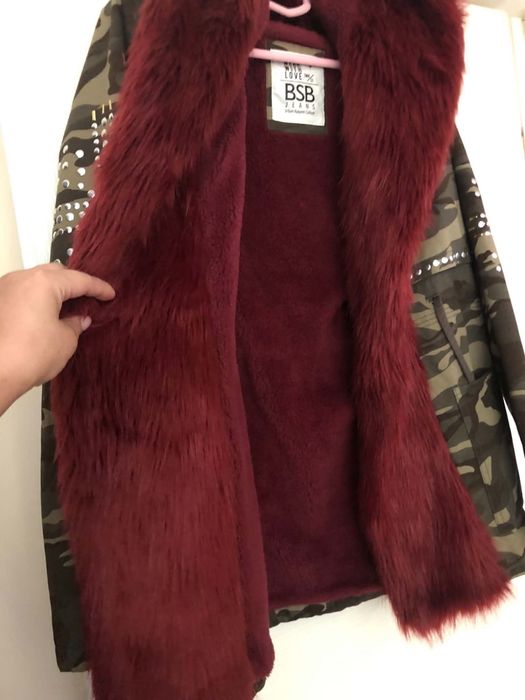 Geacă / Parka iarnă BSB Jeans cu blană artificială grena – Mărimea S