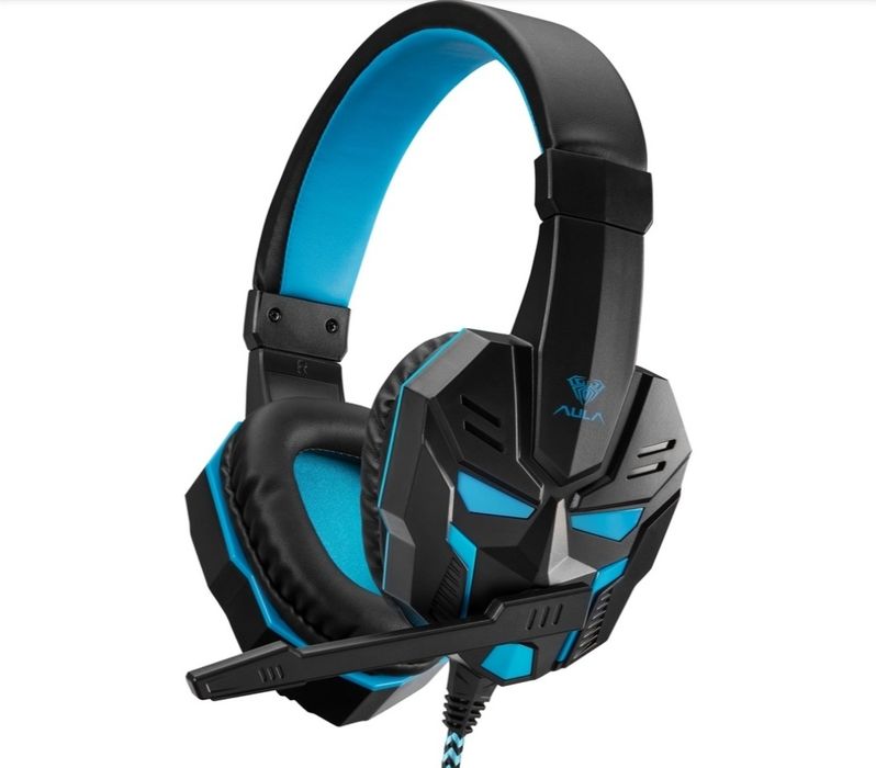 Слушалки за компютър с микрофон