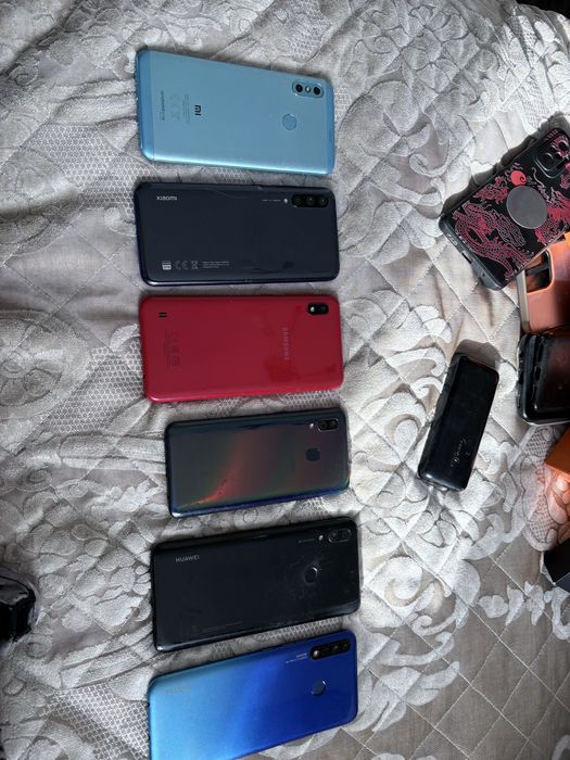 продам б/у телефоны