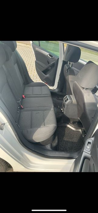 Vand  golf 6 in stare foarte buna de functionare si estetic