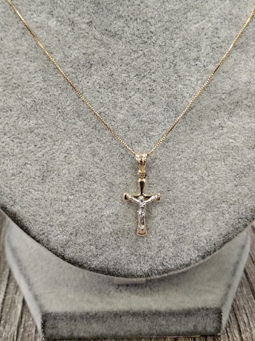 Златен Синджир с кръст 1.68гр / 14К
