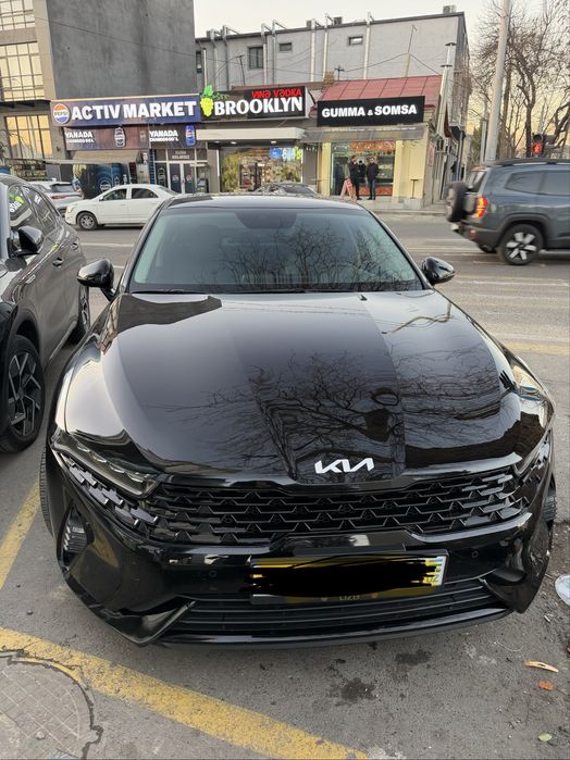 Kia5 sotiladi salonlari yengi bir qo’l haydalgan