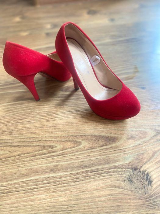 Pantofi rosii cu toc Nissa