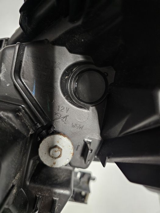 Far dreapta Lexus NX 300H