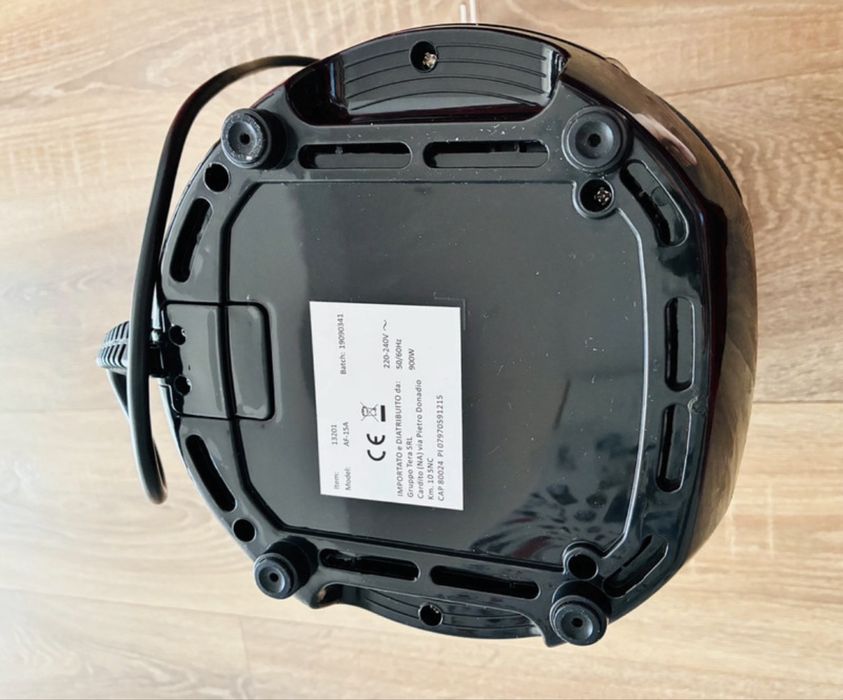 Friteuza cu aer cald