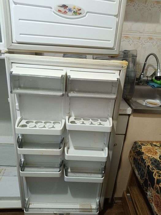 Холодильник холодильник