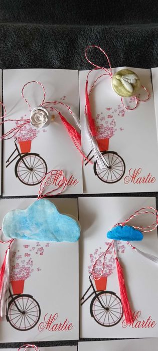 Martisor tip brosa lucrat manual (martisoare)