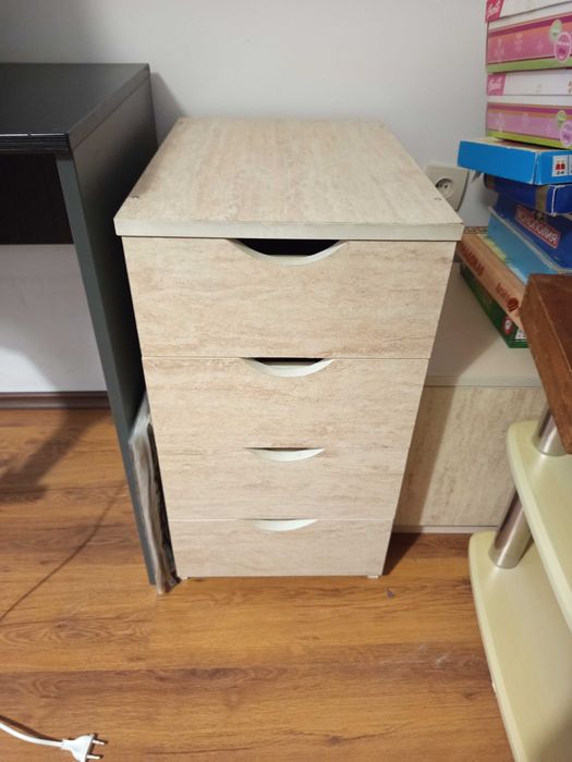 Шкафове модули запазени