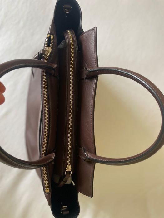 Дамска чанта Coccinelle естествена кожа, голяма, събира формат А4