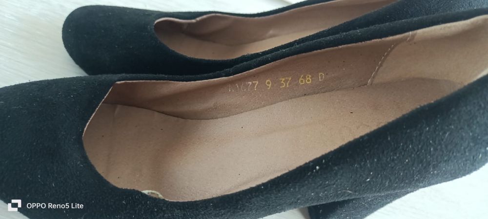 Отдам даром туфли