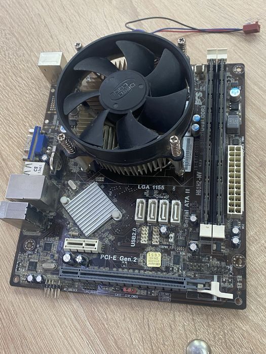 Материнская плата