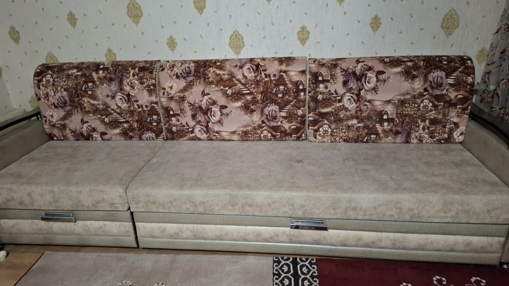 Удобный раскладной диван