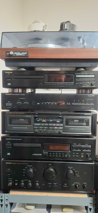 Linie Onkyo 8850 Negru