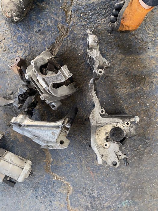 Suport motor cutie pompa octavia 3 passat b8 golf 7 a3 seat