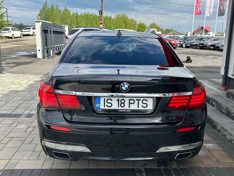 BMW 750 x-drive Individual 2014 M pachet 5 butoane extra full accept variante !