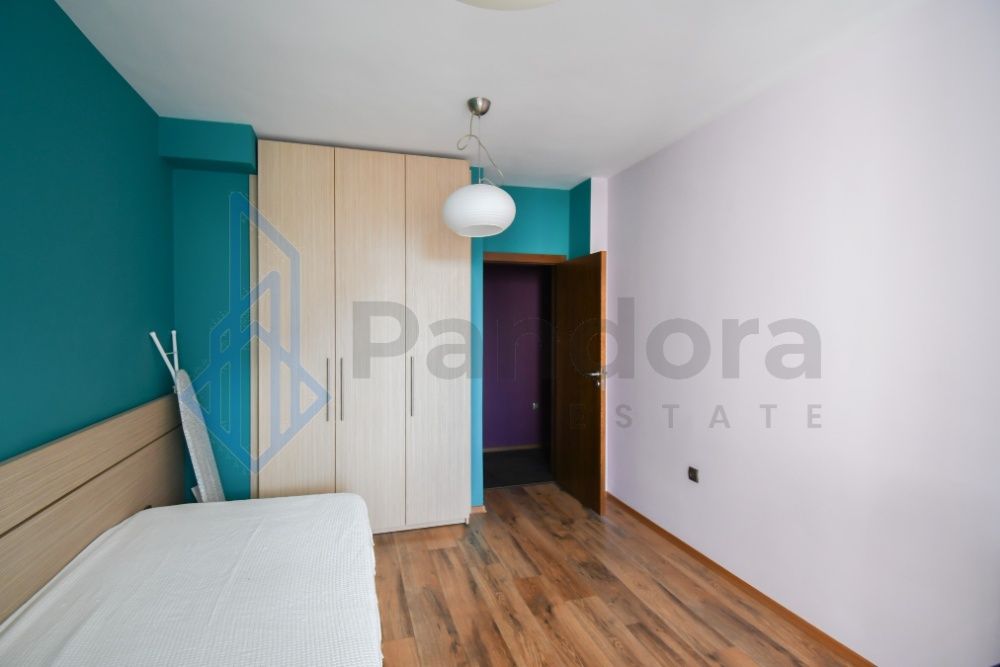 Тристаен ап. жк. Хладилника