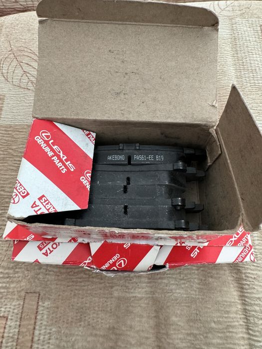 Колодки тормозные на Лексус Rx350