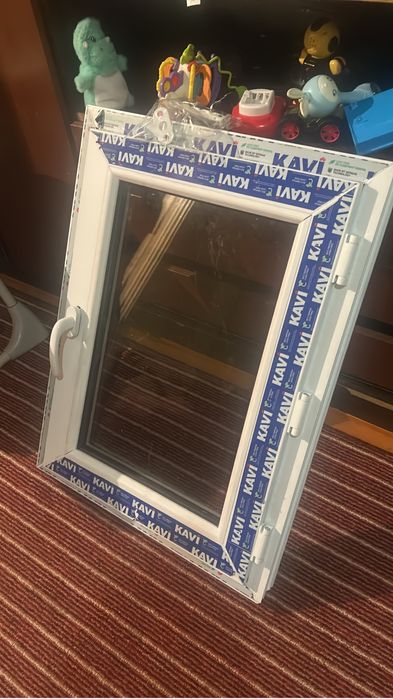 Продам пластиковое окно