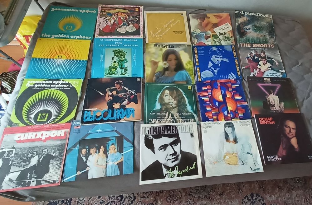 Грамофонни плочи 80-те години