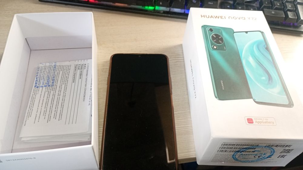 Смартфон Huawei nova y72