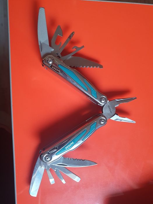 Multitool Total с чехлом