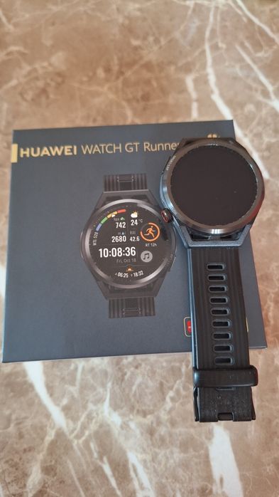 Смарт часовник Huawei GT